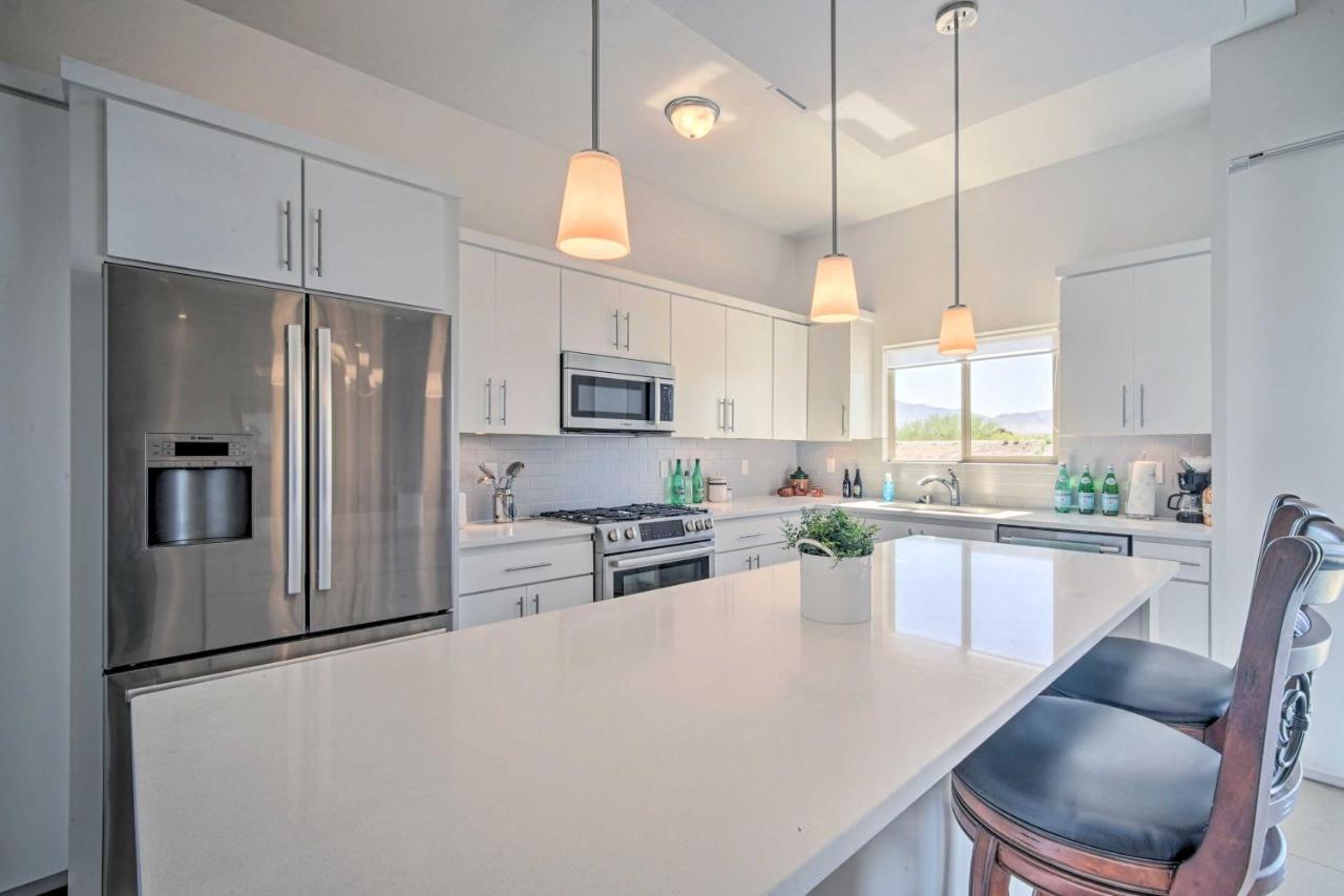 Upper Valley El Paso Home With Hiking Access On-Site Santa Teresa Екстериор снимка