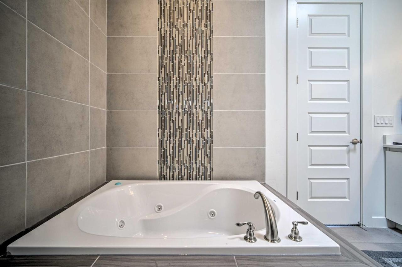 Upper Valley El Paso Home With Hiking Access On-Site Santa Teresa Екстериор снимка